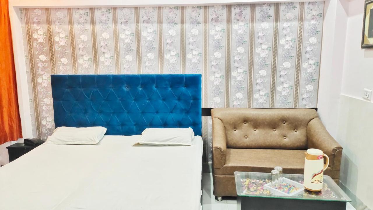 Hotel Shivay Palace Basti 外观 照片