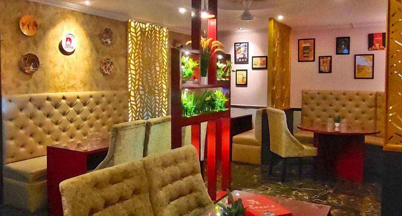 Hotel Shivay Palace Basti 外观 照片